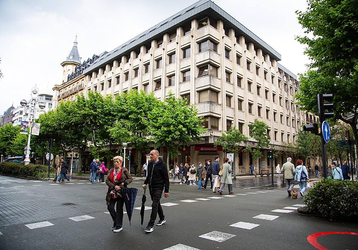 Con el paraguas en la mano hasta el miércoles en Gipuzkoa