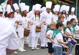 Los kaletxikitarras no faltaron a sus fiestas