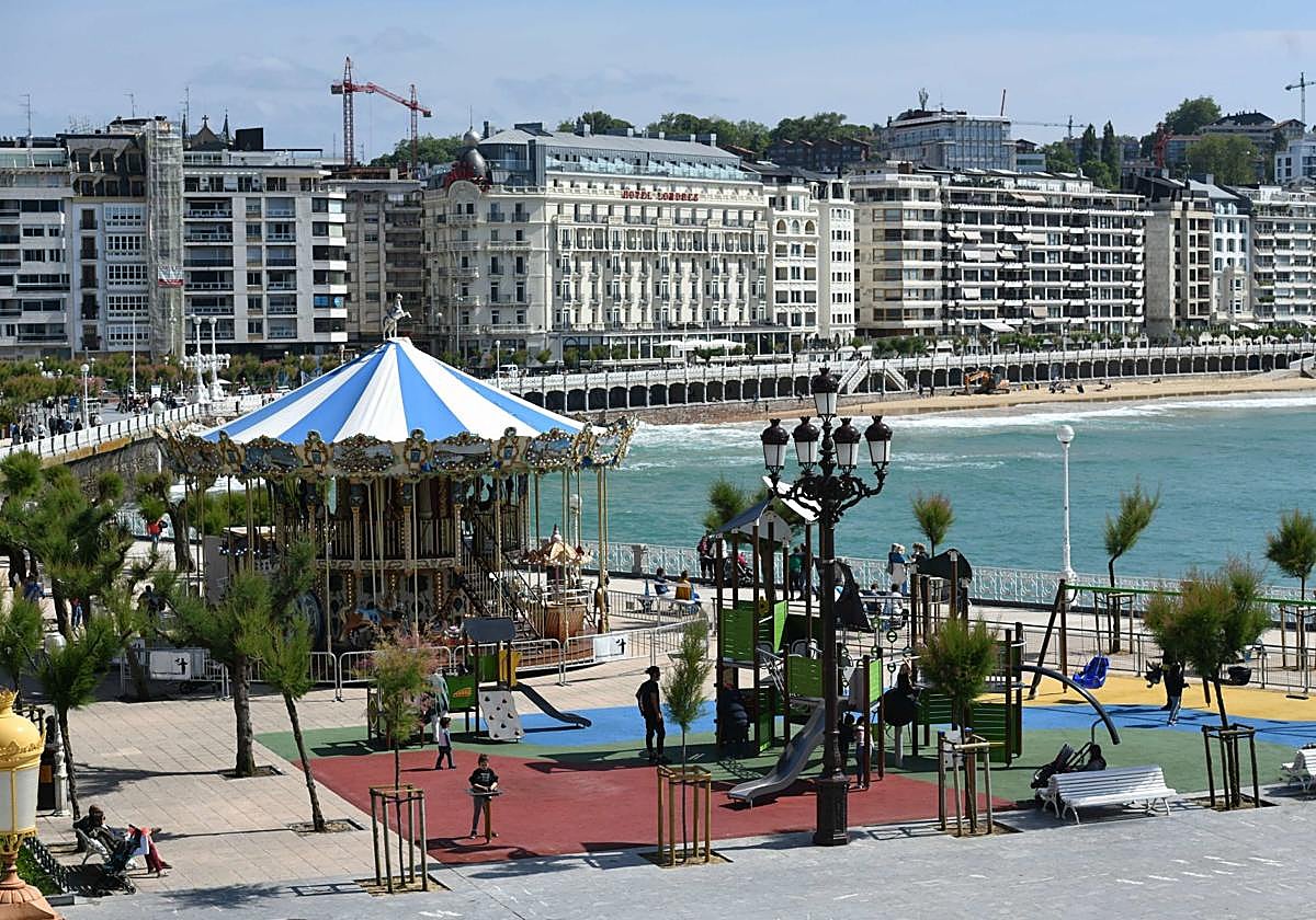 Donostia es el municipio guipuzcoano que acumula más deuda.
