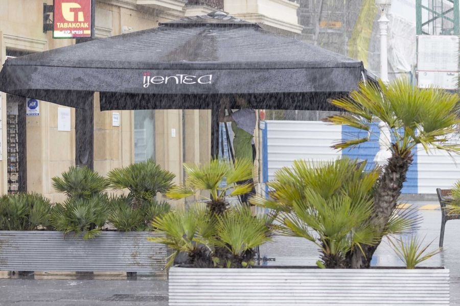 Julio arranca gris y lluvioso