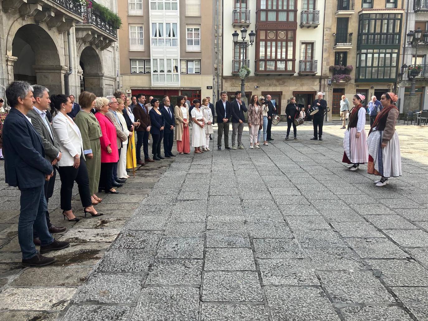 Arrasate acoge el Pleno itinerante de las Juntas Generales