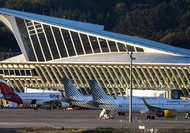 Se retrasa un día la deportación del saharaui 'atrapado' en el aeropuerto de Loiu