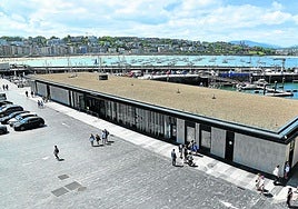 El portaaviones es una de las opciones que manejan los promotores para instalar la escultura en esta fase incial del proyecto.