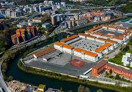 Donostia da otro paso para salvar las exigencias de Costas y construir más de 1.500 viviendas en los cuarteles de Loiola
