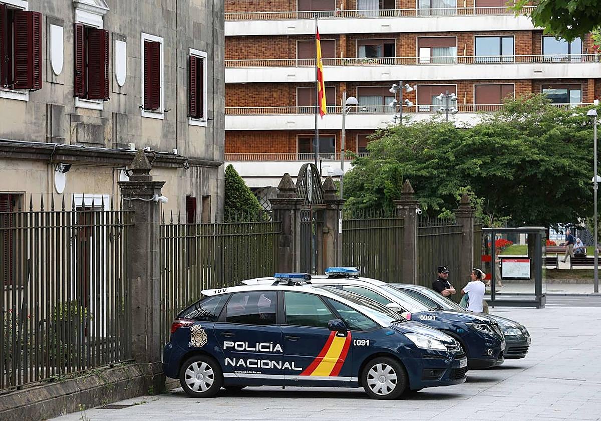 Condenado tras ser detenido por traficar con 33 migrantes en la frontera