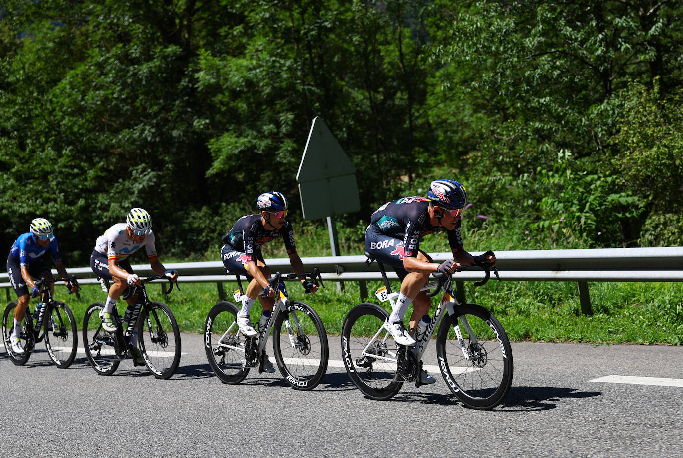 Las mejores imágenes de la 15ª etapa del Tour de Francia