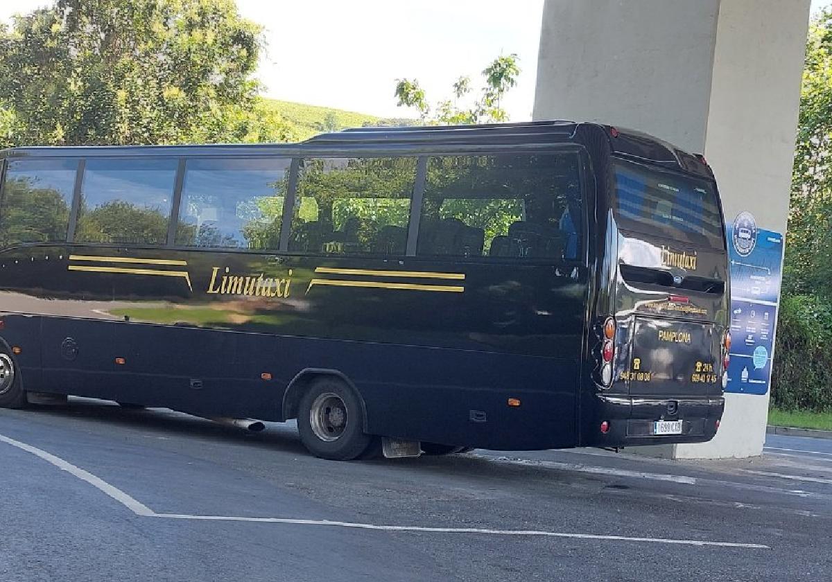 Este verano el servicio de lanzadera se realizará con un autobús, que permitirá que el trayecto se haga de manera más rápida y eficiente.