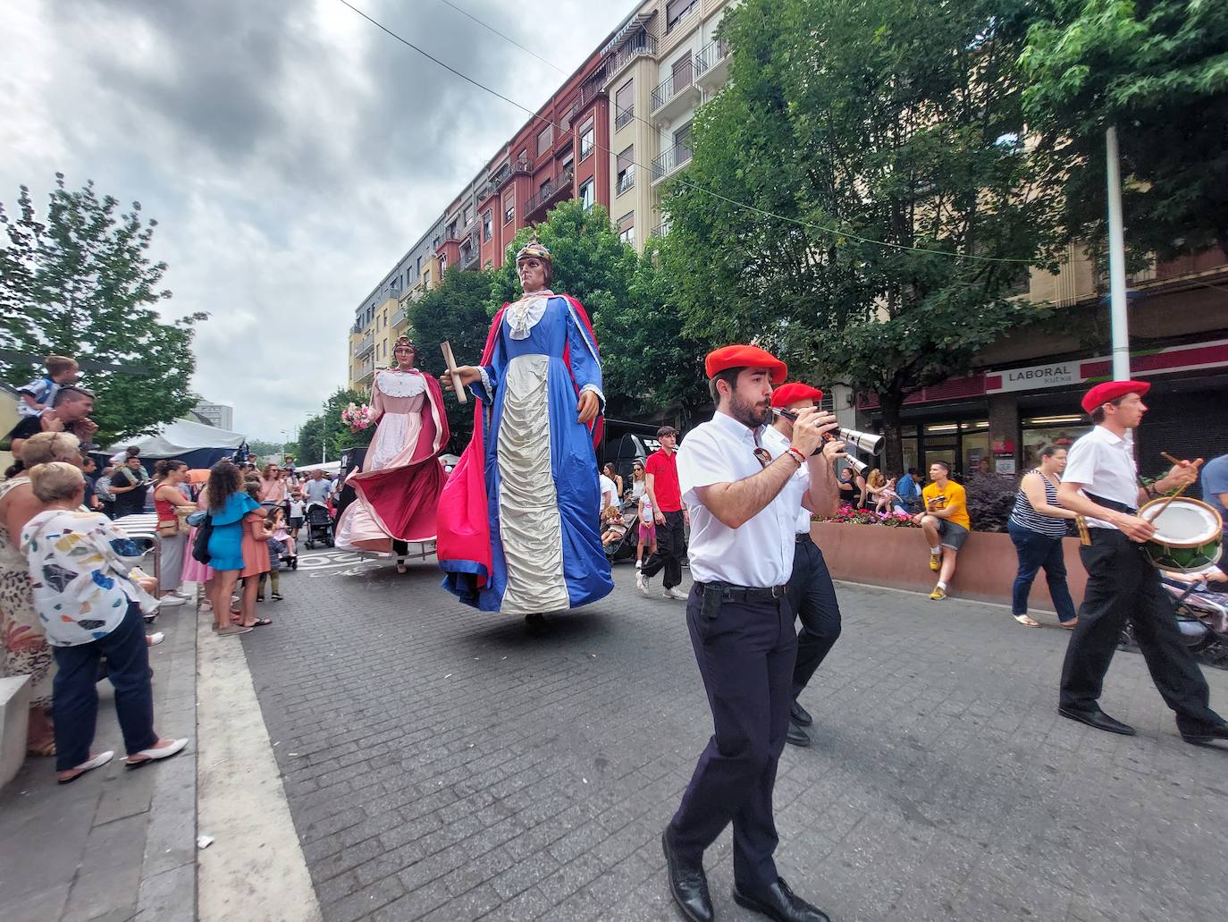 Unos Cármenes a lo grande en Trintxerpe