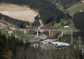 Viaducto del TAV en Ezkio-Itsaso.