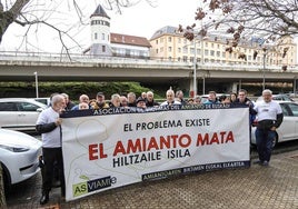 Una protesta de Asviamie contra el amianto.