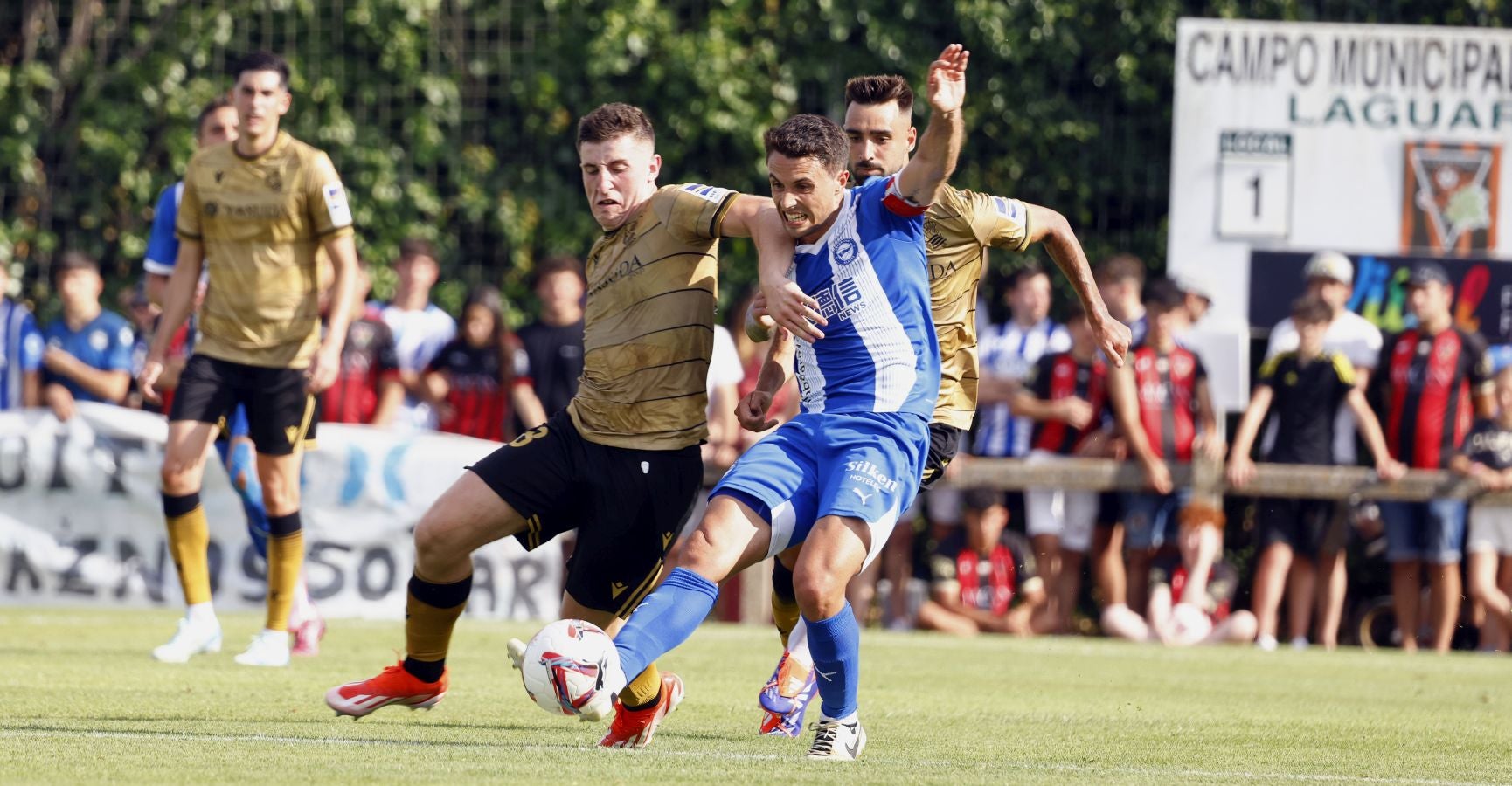 Galería de fotos del amistoso disputado entre Alavés y Real Sociedad en Laguardia