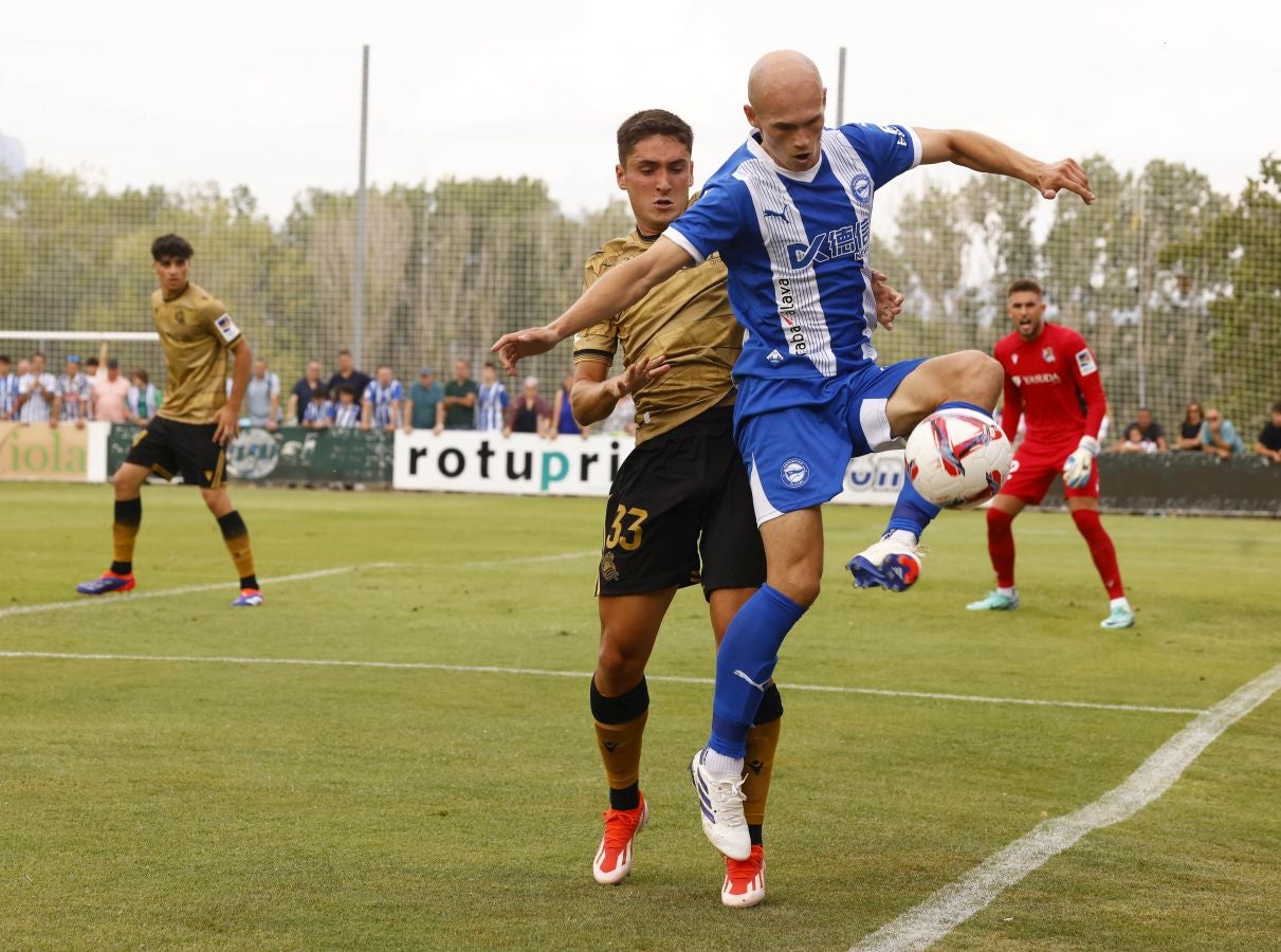 Galería de fotos del amistoso disputado entre Alavés y Real Sociedad en Laguardia