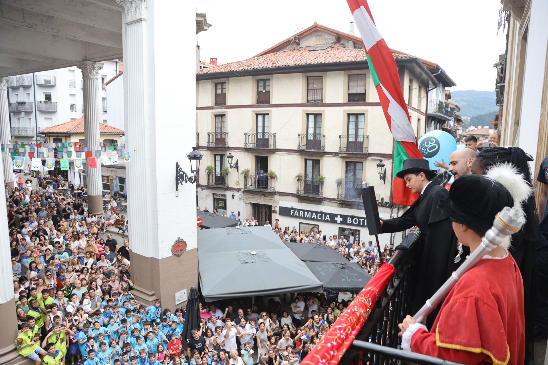 Antzuola celebra el Alarde del Moro