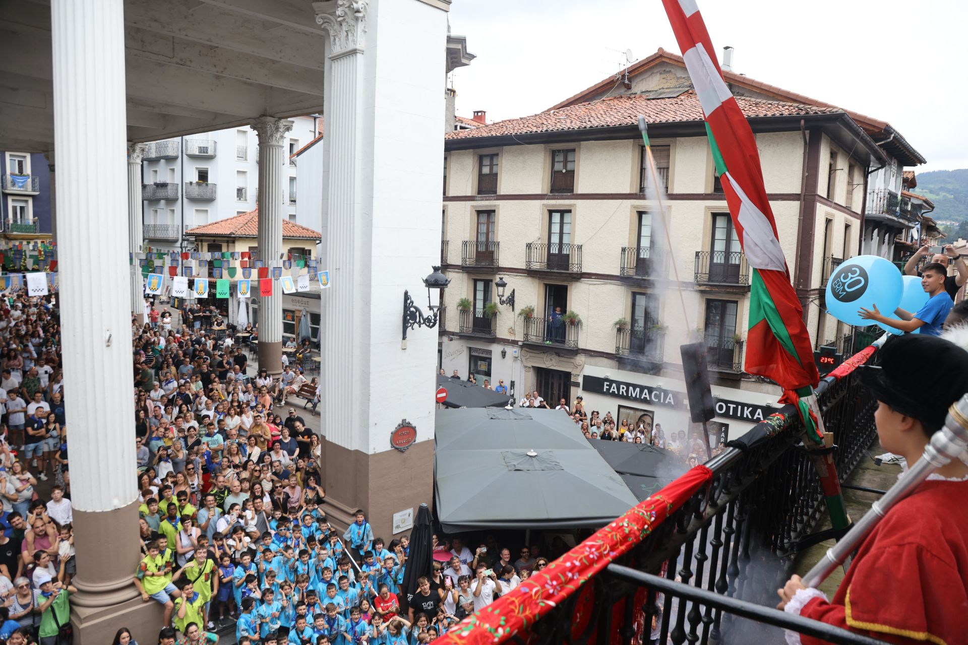 Antzuola celebra el Alarde del Moro