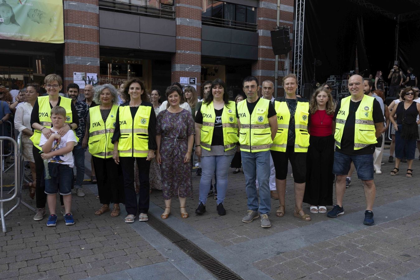 La DYA recibe su homenaje antes del chupinazo a las Madalenas