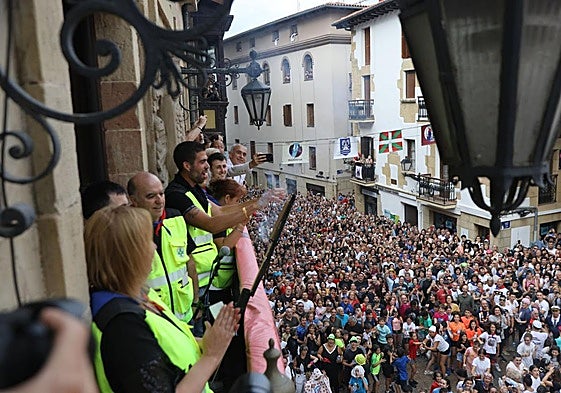 Revive el txupinazo de Madalenas de Errenteria