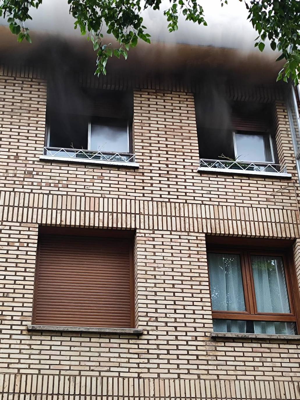 Las imágenes del incendio en una vivienda de Errenteria