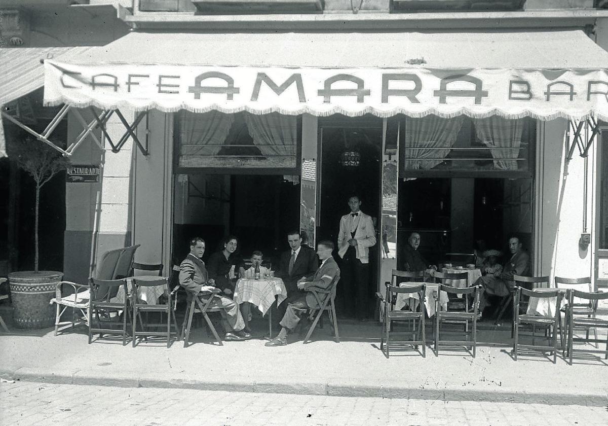 Fachada del Bar Amara, en el barrio de Amara (1946).