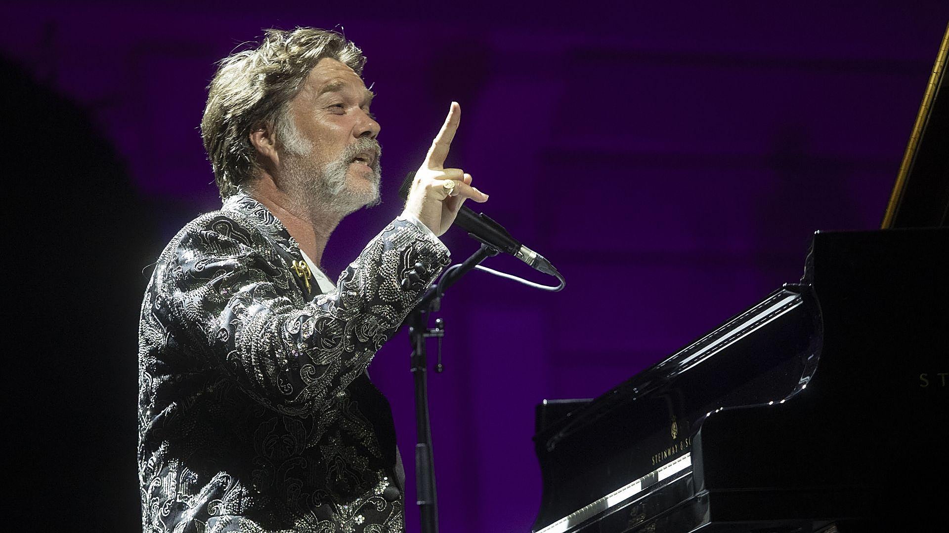 ジャズアルディアのコンサートでルーファス・ウェインライトがカマラ・ハリスに捧げた言葉
