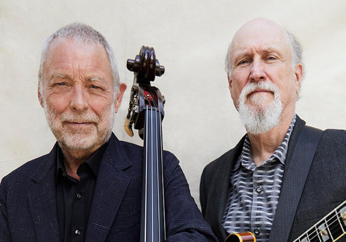 El contrabajista Dave Holland y el guitarrista John Scofield.