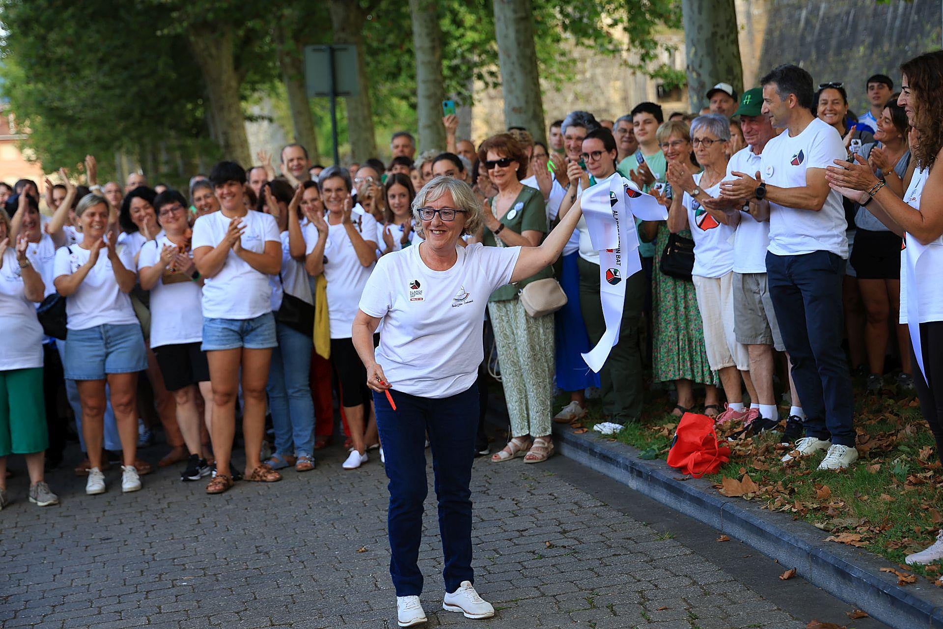 Cultural, familiar y de unión, así ha sido el &#039;Alardearekin Bat&#039; de Hondarribia