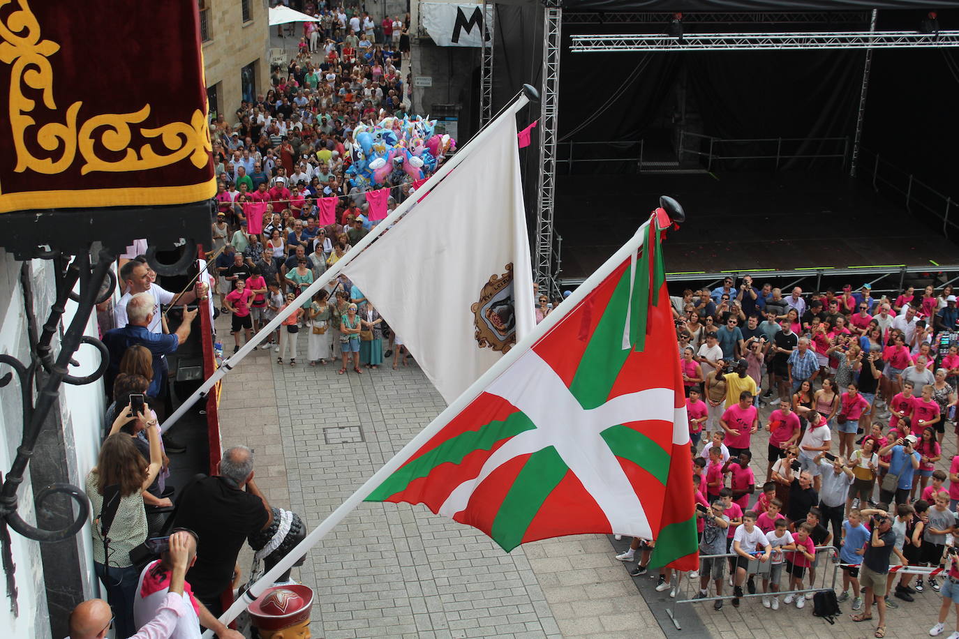 Las mejores imágenes del txupinazo de Azpeitia