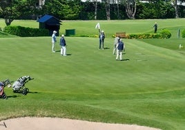 Las instalaciones del Real Golf Club de Zarautz acogen desde mañana el Campeonato de Zarautz.