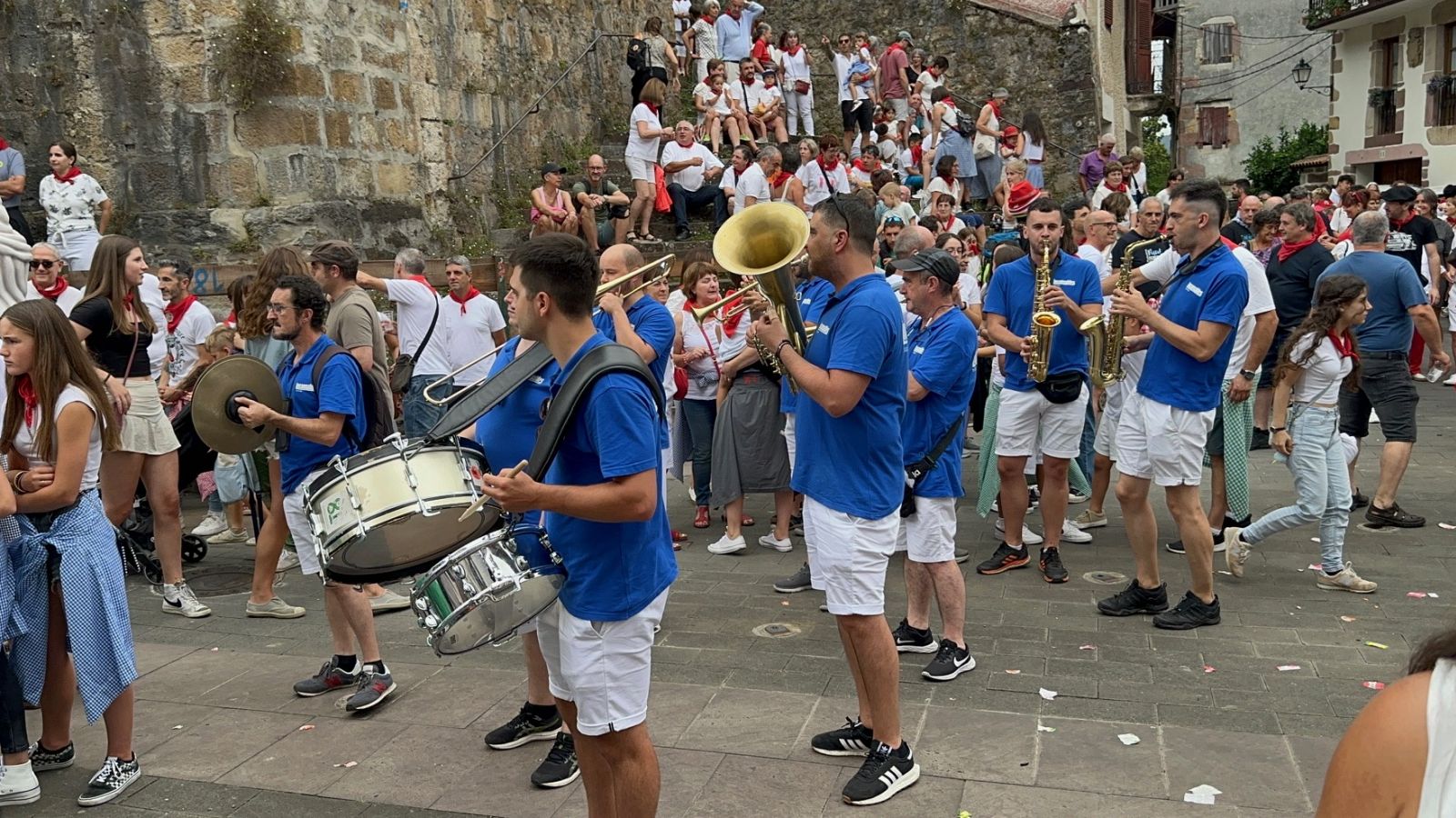 Txupinazo oficial a las fiestas de San Esteban en Bera
