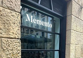 Fachada del nuevo bar Memento en la Parte Vieja de San Sebastián.