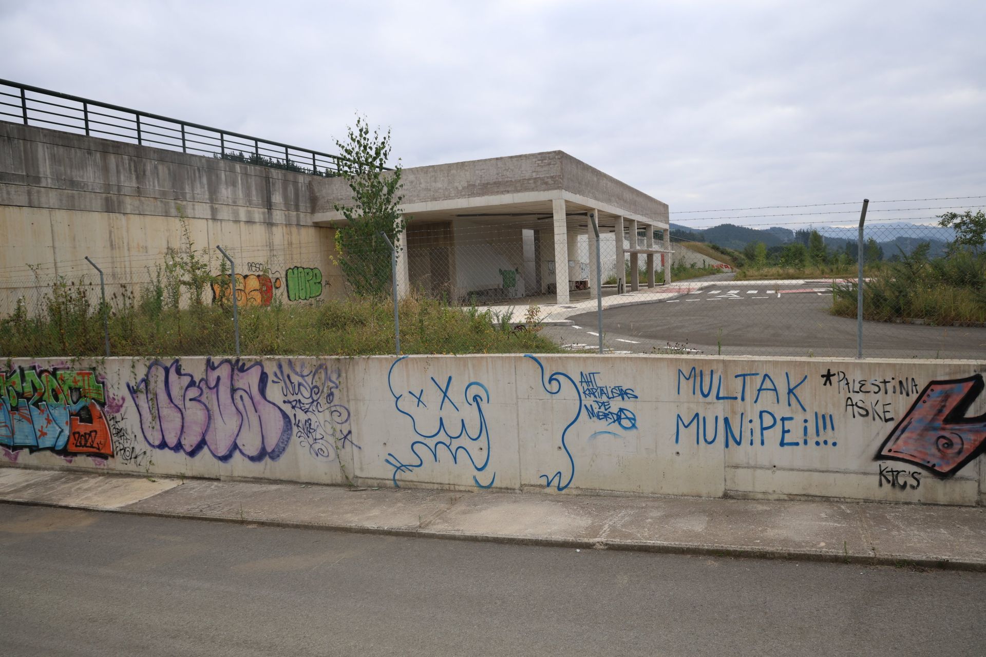 Las imágenes de la estación abandonada de Ezkio-Itsaso