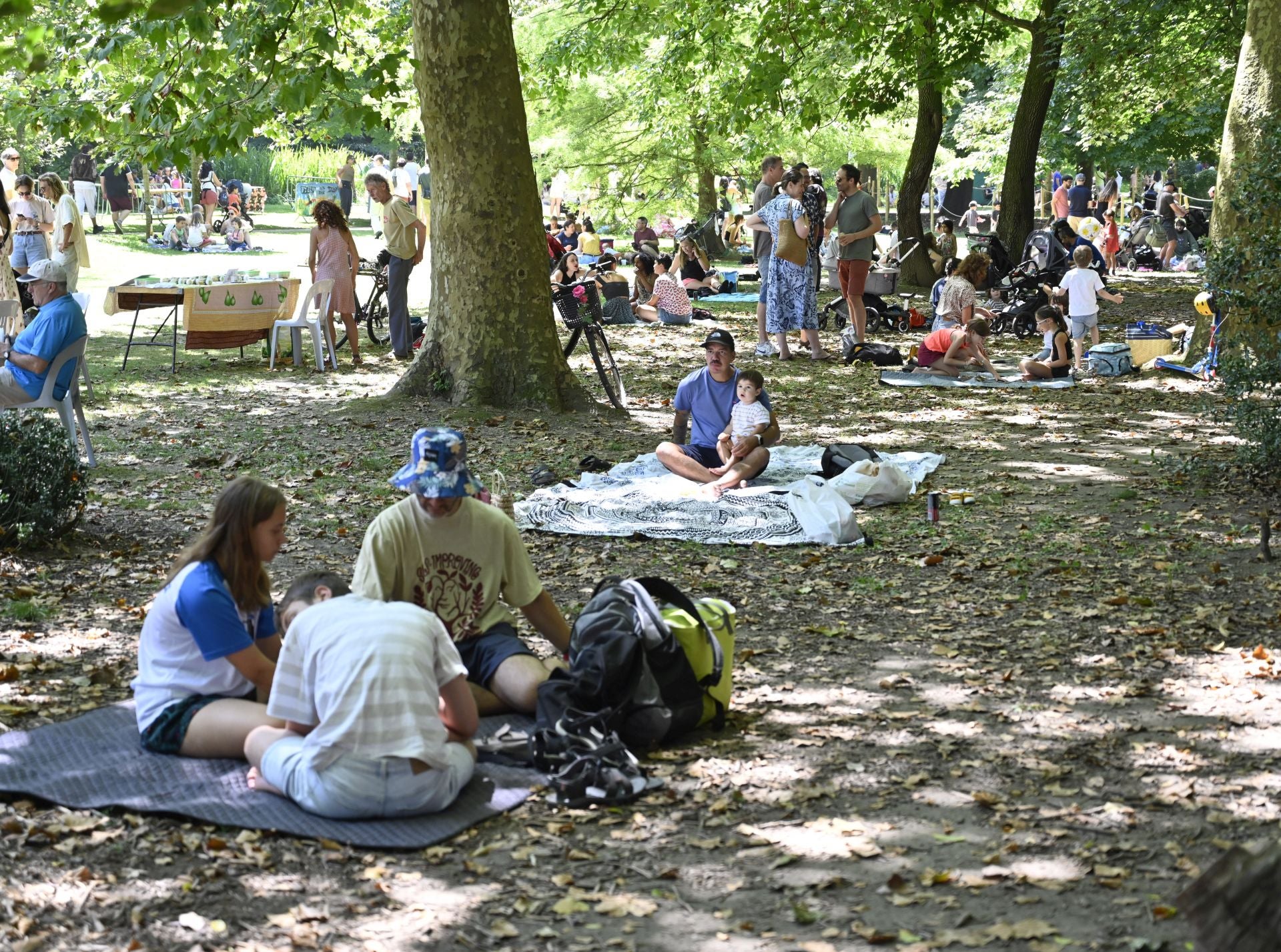 Buen ambiente en el arranque de Glad is the Day