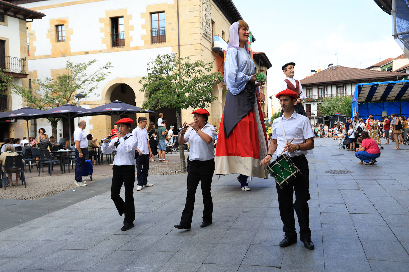 San Esteban celebra su cuarto día de fiestas a lo grande