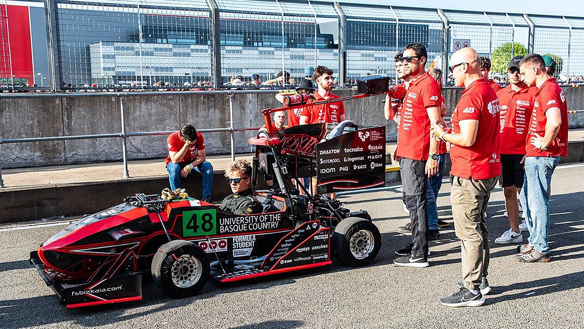 Formula Student Bizkaia, ibilgailu elektrikorik onena Erresuma Batuan ...