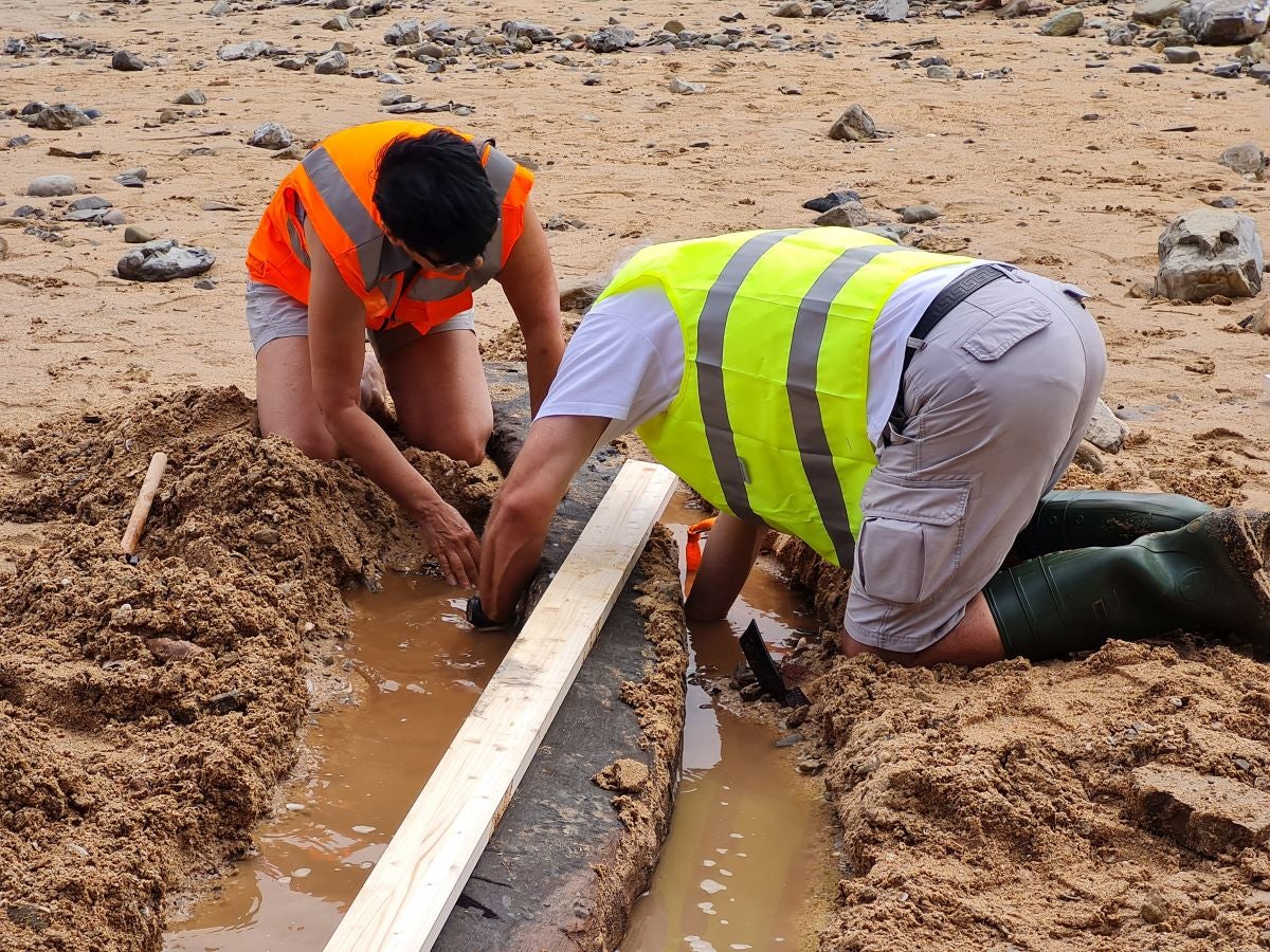 Un tesoro arqueológico al descubierto de los bañistas