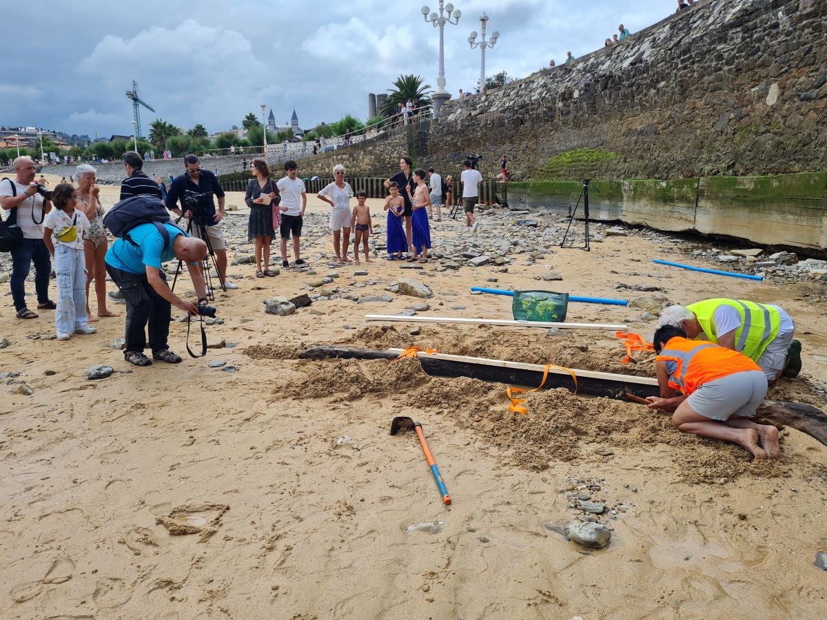 Un tesoro arqueológico al descubierto de los bañistas