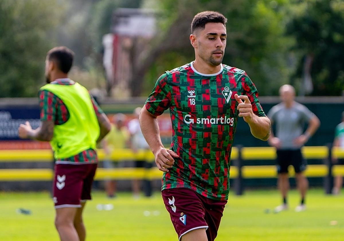 Merquelanz ya es del Eibar a plenos efectos