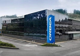 Fachada de la planta principal de la empresa de fabricación de bicicletas Orbea, ubicada en la localidad vizcaína de Mallabia.