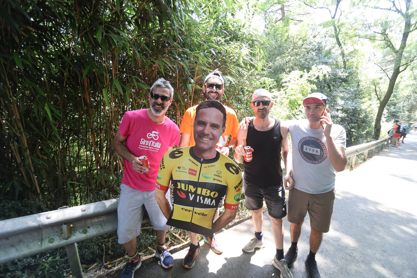 La afición vibra en el muro de Pillotegi