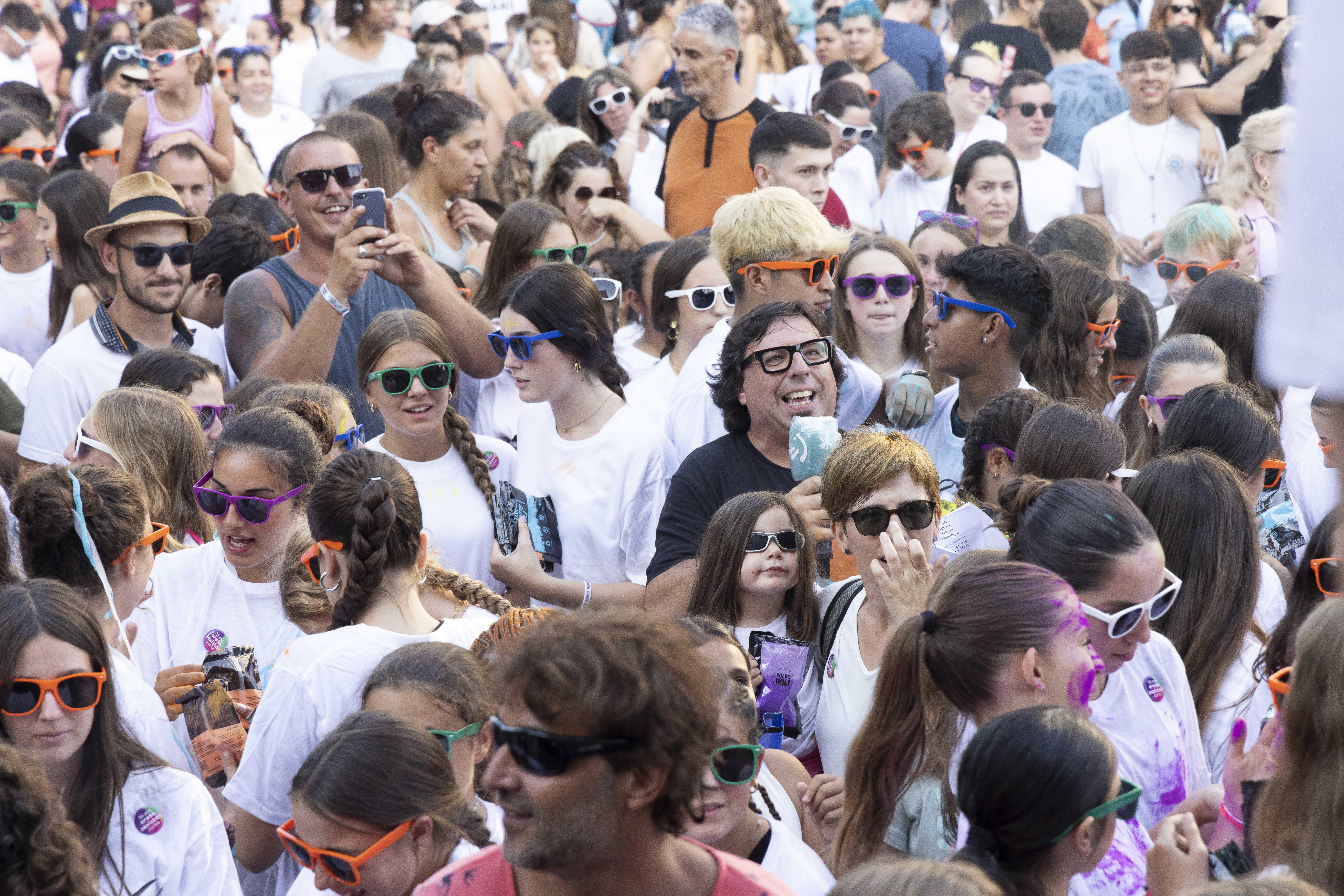 El &#039;Holi fest&#039; del Boulevard, en imágenes