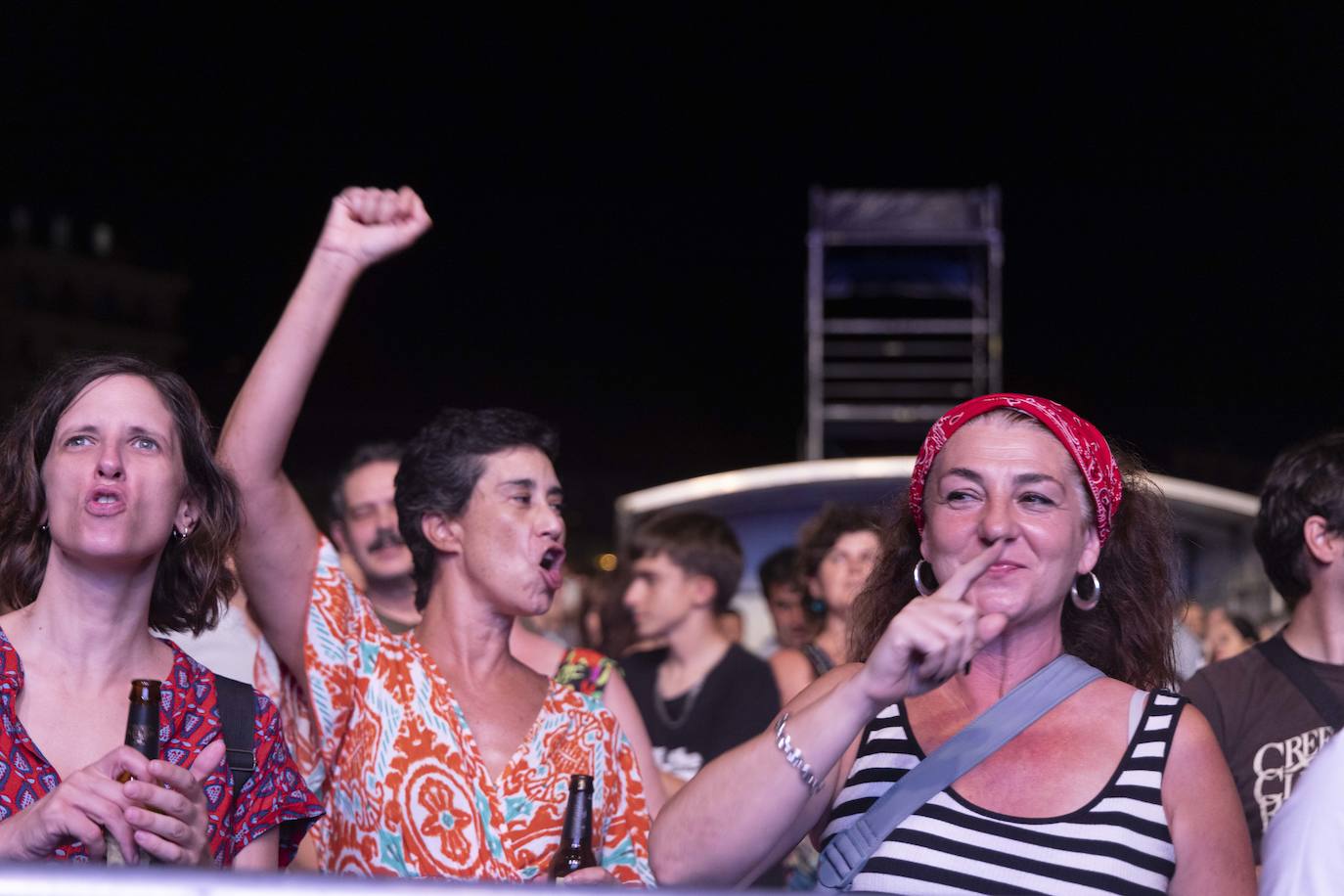 Las mejores imágenes del concierto de Amparanoia en Sagüés