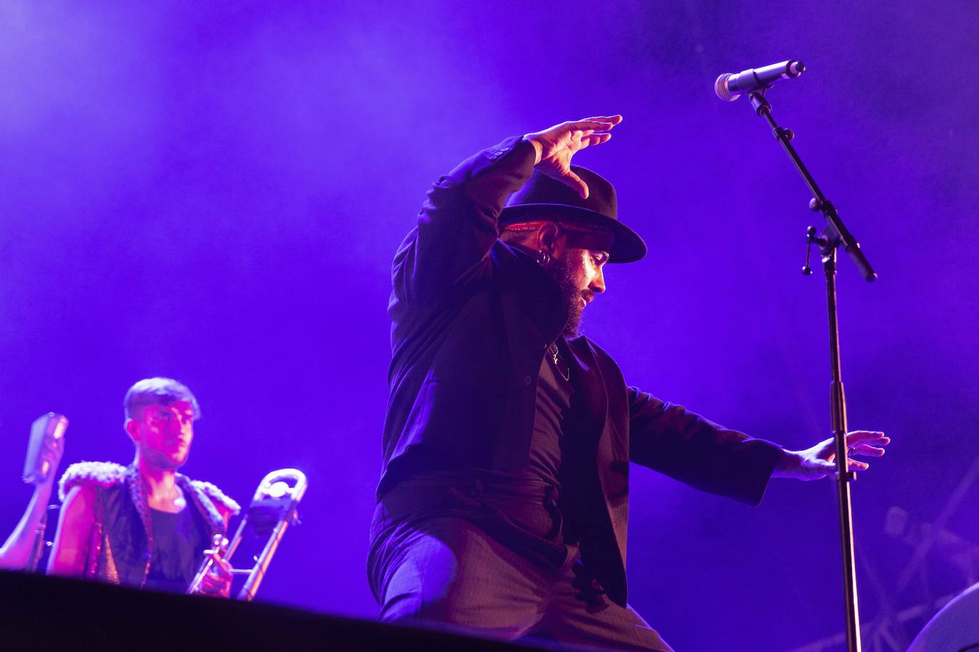 Las mejores imágenes del concierto de Amparanoia en Sagüés