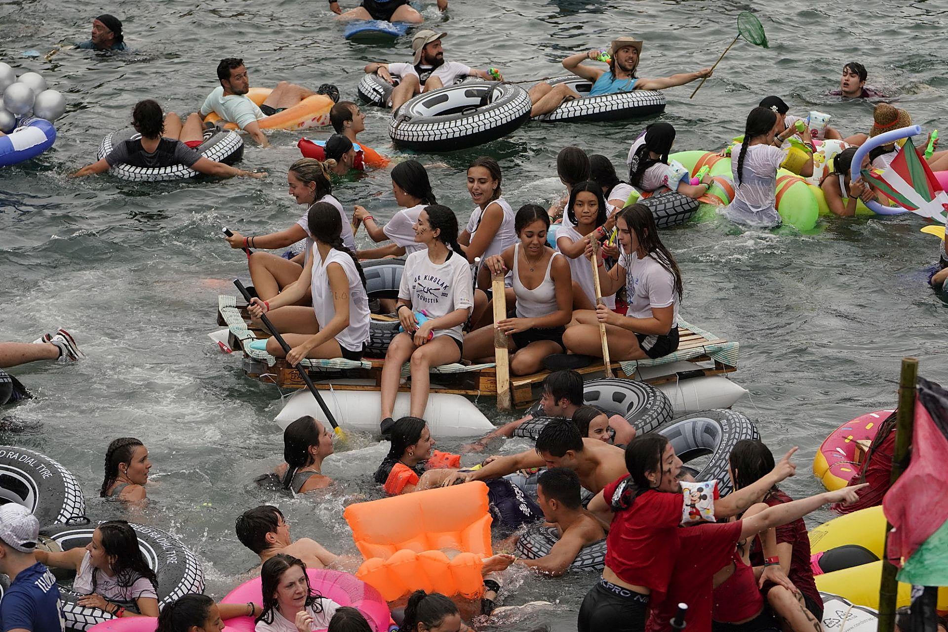 Las mejores imágenes del Abordaje Pirata