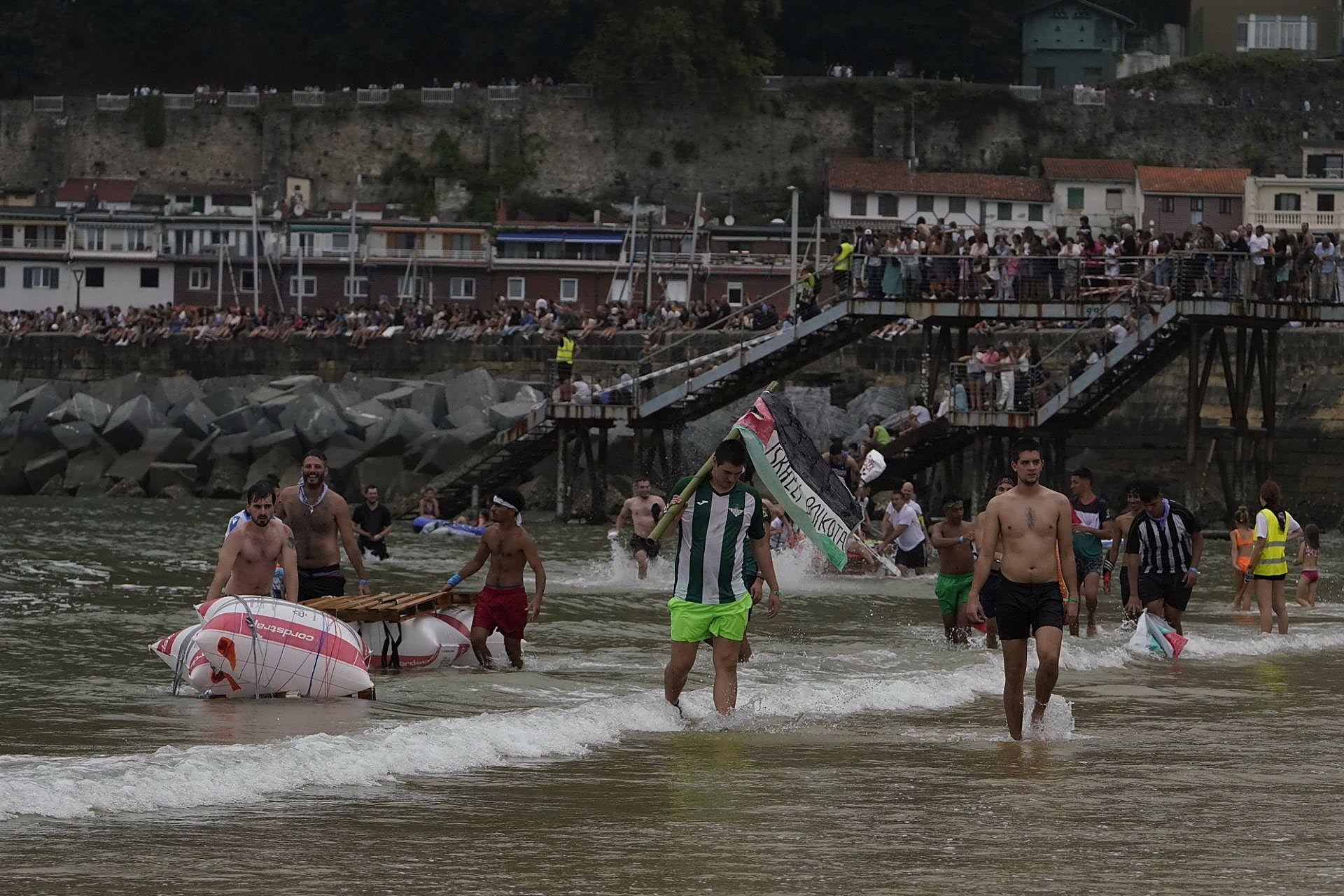 Las mejores imágenes del Abordaje Pirata