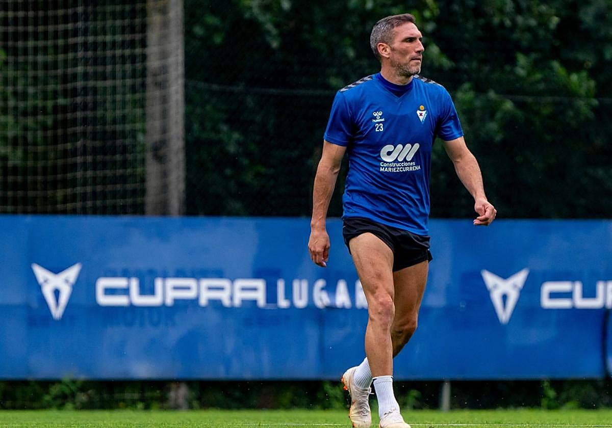 Anaitz Arbilla durante uno de los entrenamientos de esta semana.