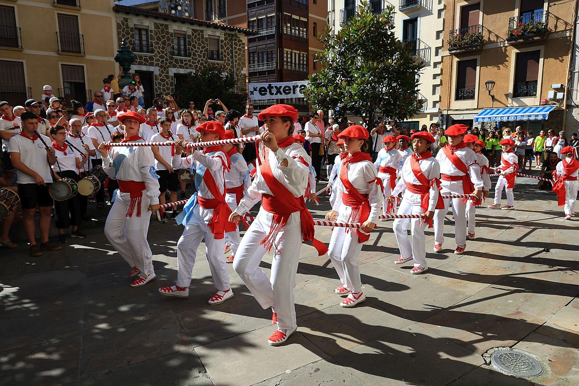 Deba celebra los Sanrokes por todo lo alto