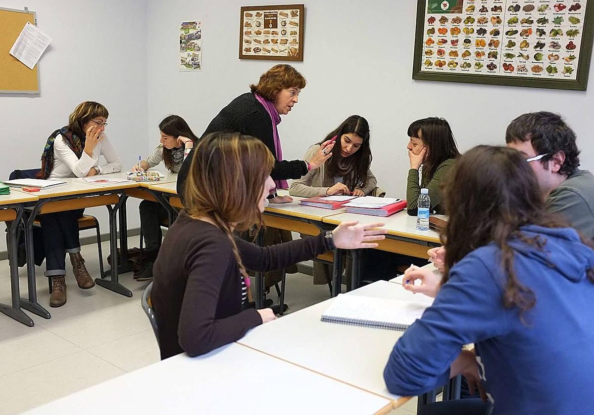 Imagen de archivo de un euskaltegi en Eibar.