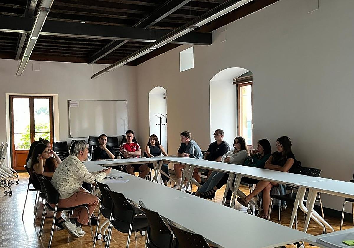 Sacarse el carné en euskera tiene premio para los jóvenes eibarreses