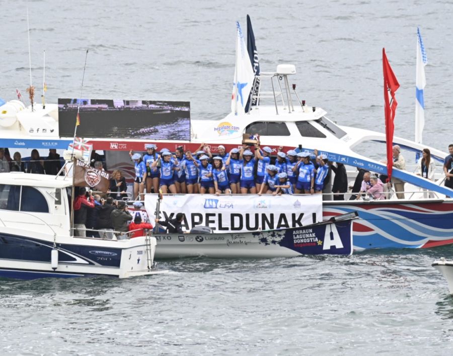 Arraun Lagunak no cede ninguna bandera