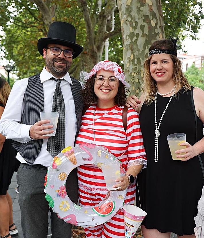 Imagen secundaria 2 - La fiesta corsaria baja el telón con ganas de más