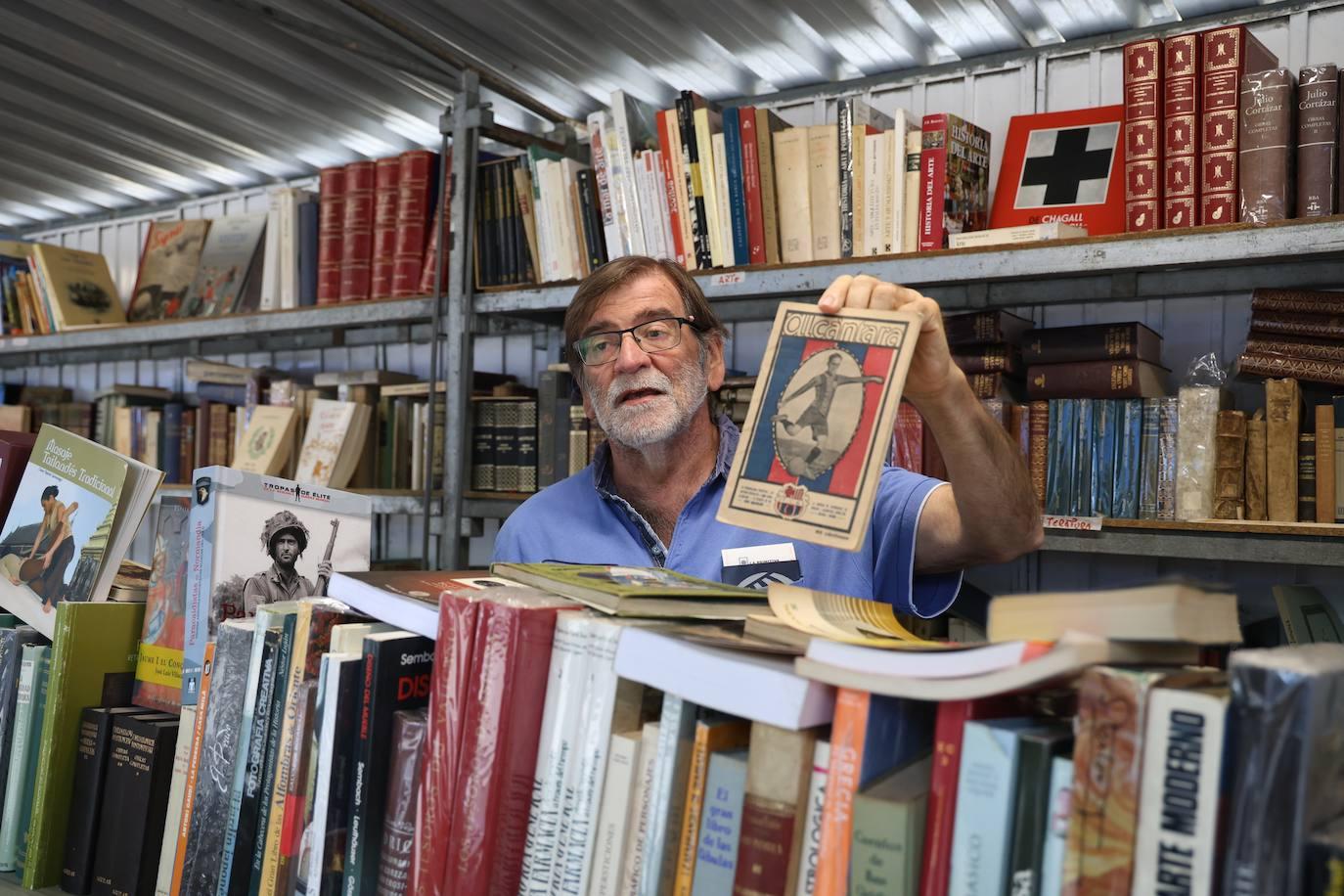 La feria del Libro Antiguo y de Ocasión, en imágenes